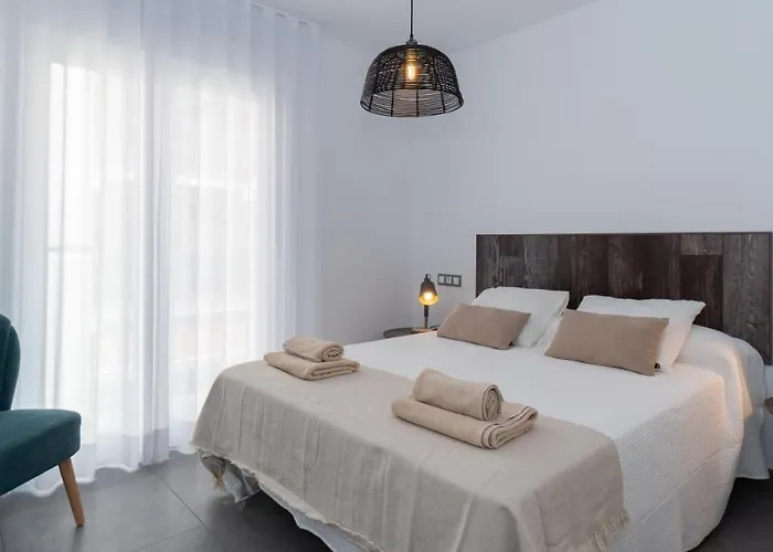 Sur La Dorada, Centricos Soleados A Pocos Metros De La Playa Y Con Parking Opcional Apart Otel 3*